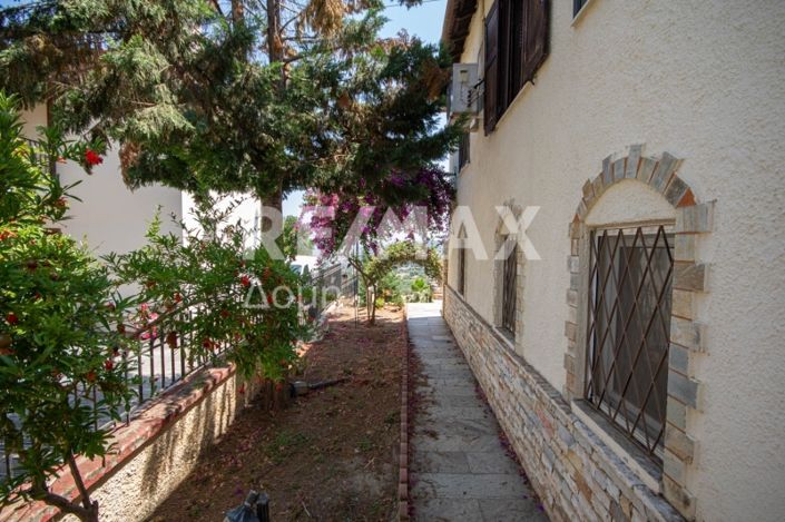 Image No.37-5 Bed Maisonette for sale