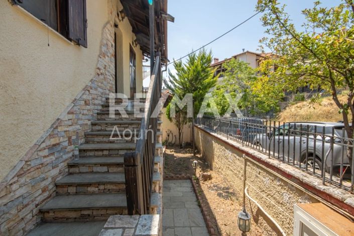 Image No.44-5 Bed Maisonette for sale