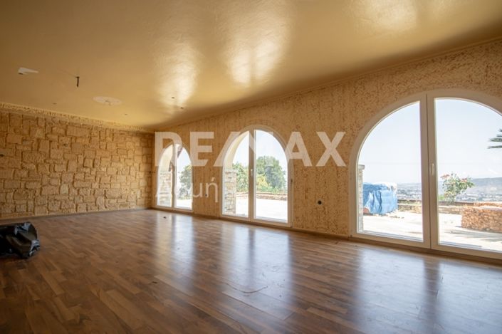 Image No.49-5 Bed Maisonette for sale