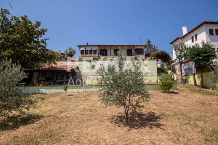 Image No.6-5 Bed Maisonette for sale