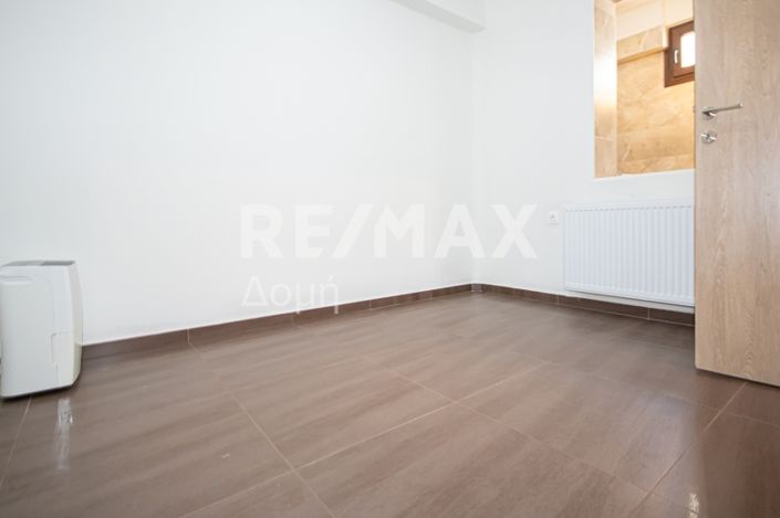 Image No.44-2 Bed Maisonette for sale