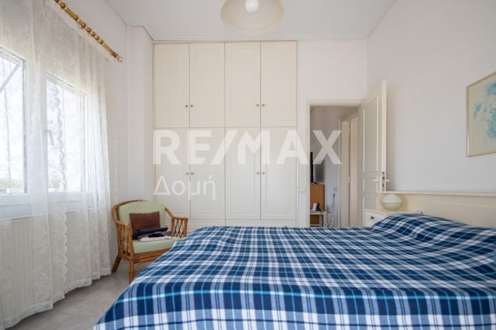 Image No.39-3 Bed Property for sale