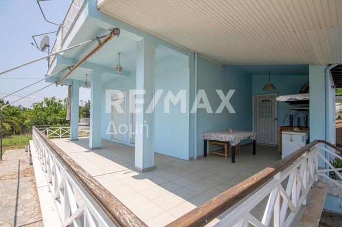 Image No.42-3 Bed Property for sale