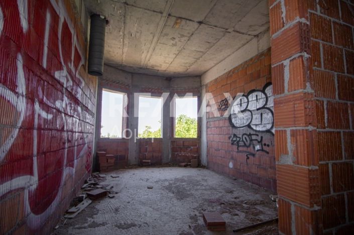 Image No.32-Hotel for sale