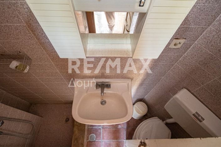 Image No.17-1 Bed House for sale