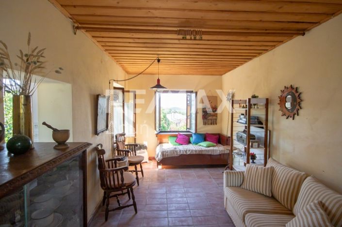 Image No.7-1 Bed House for sale