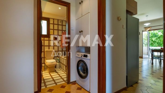 Image No.17-5 Bed Property for sale