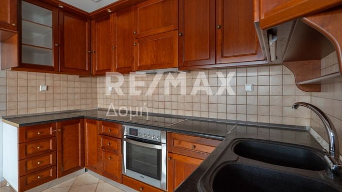 Image No.9-4 Bed Property for sale