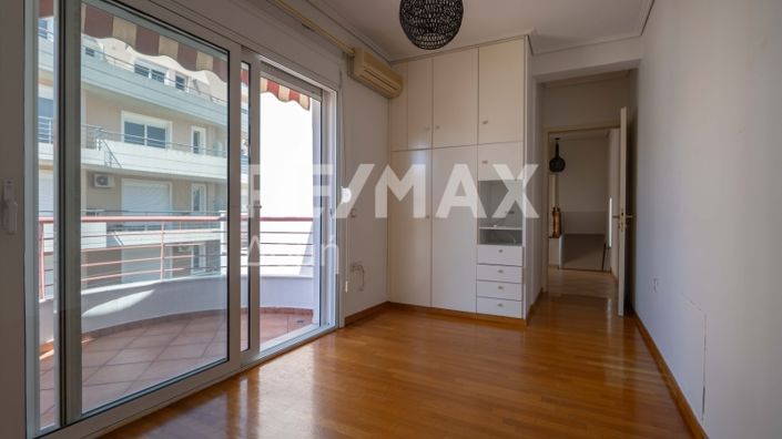 Image No.26-4 Bed Property for sale