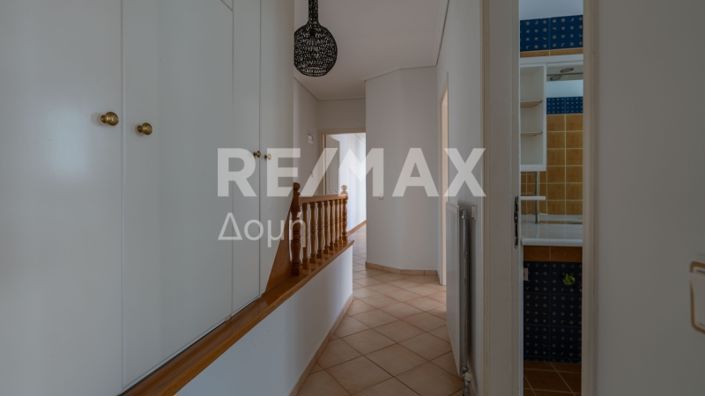 Image No.37-4 Bed Property for sale