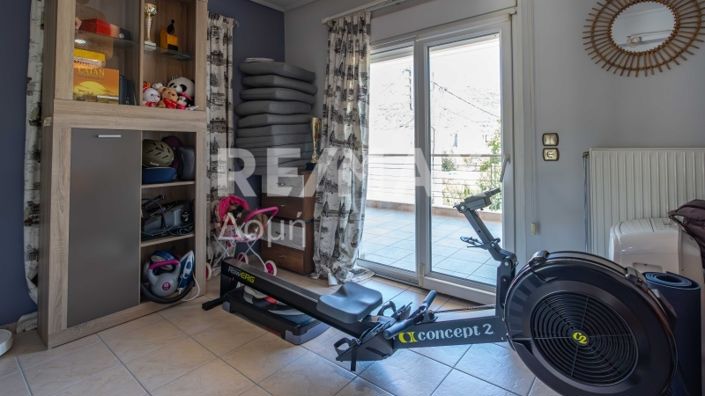 Image No.15-5 Bed Property for sale