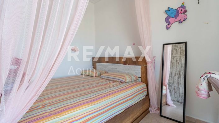 Image No.27-5 Bed Property for sale