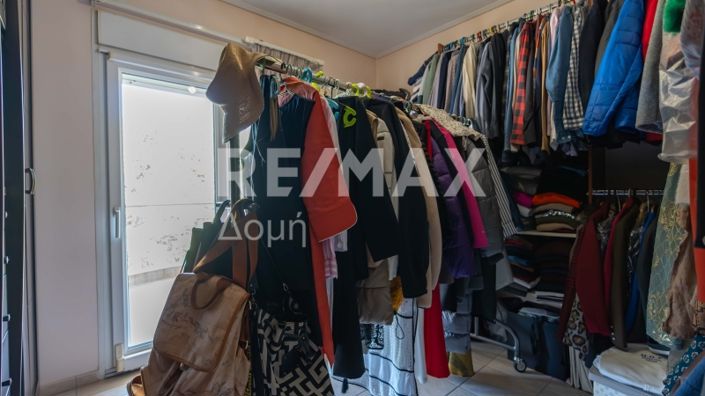 Image No.33-5 Bed Property for sale