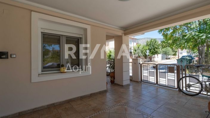 Image No.35-5 Bed Property for sale