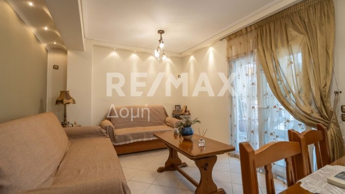 Image No.42-5 Bed Property for sale