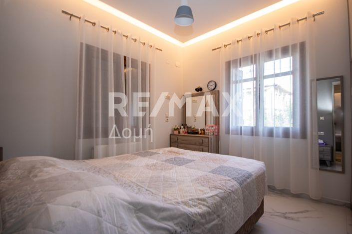 Image No.19-2 Bed House for sale