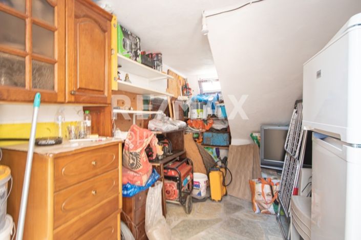 Image No.31-2 Bed House for sale