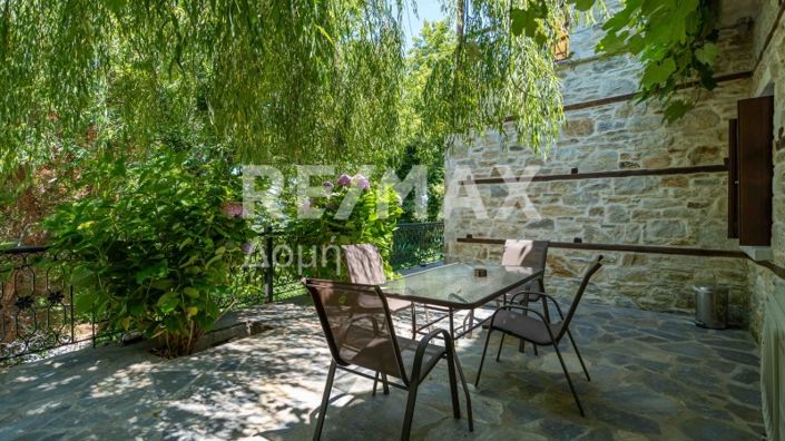 Image No.25-5 Bed Property for sale