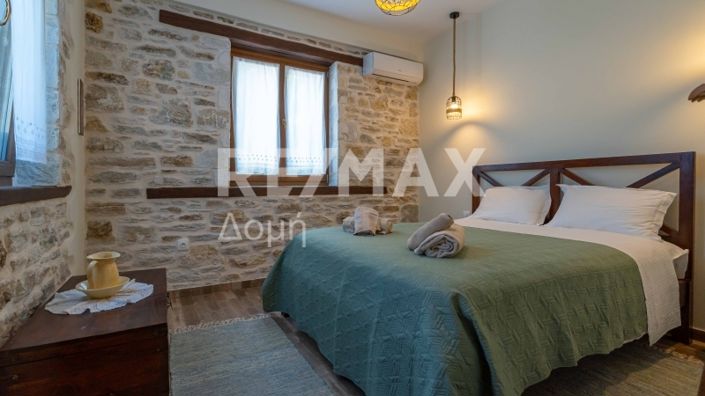 Image No.31-5 Bed Property for sale