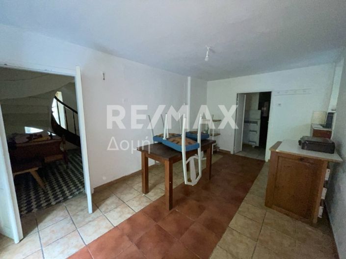 Image No.21-3 Bed Maisonette for sale