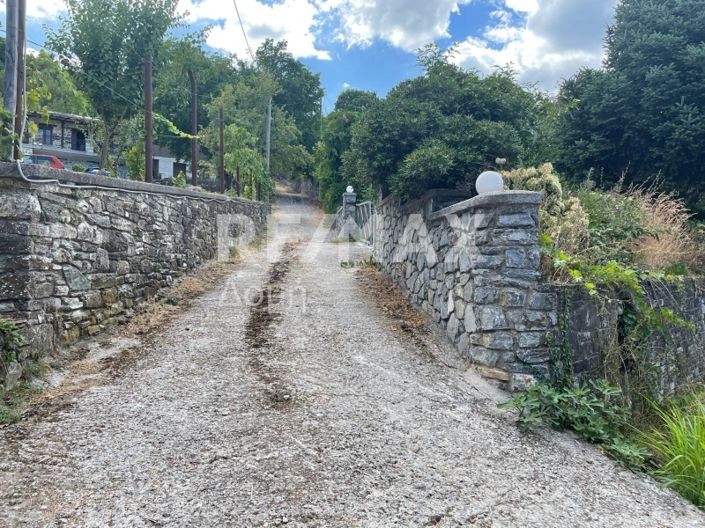 Image No.26-3 Bed Maisonette for sale