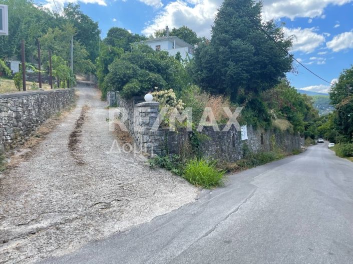 Image No.42-3 Bed Maisonette for sale