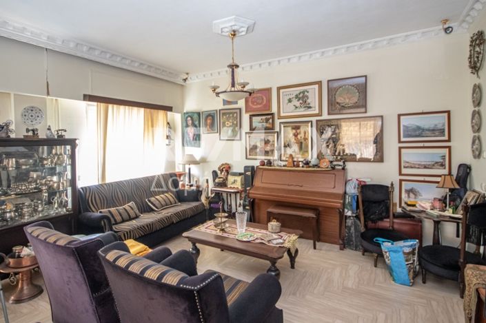 Image No.28-2 Bed Apartment for sale