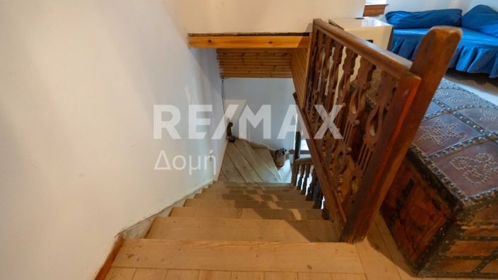 Image No.19-5 Bed Property for sale