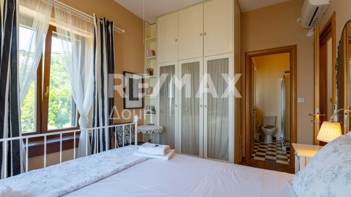 Image No.34-3 Bed Property for sale