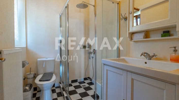 Image No.35-3 Bed Property for sale