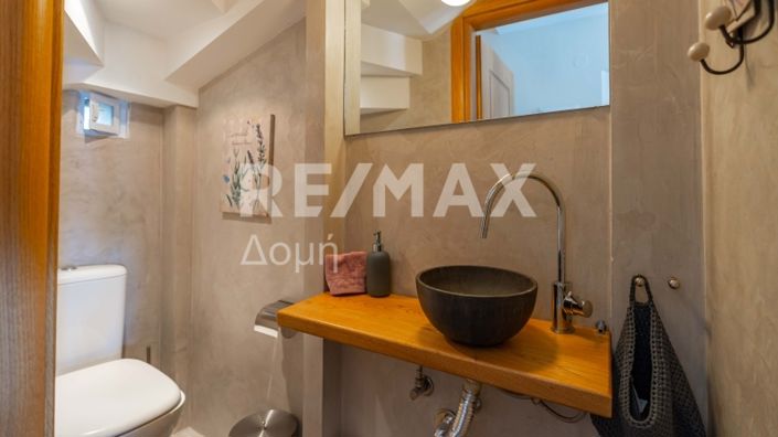 Image No.39-3 Bed Property for sale