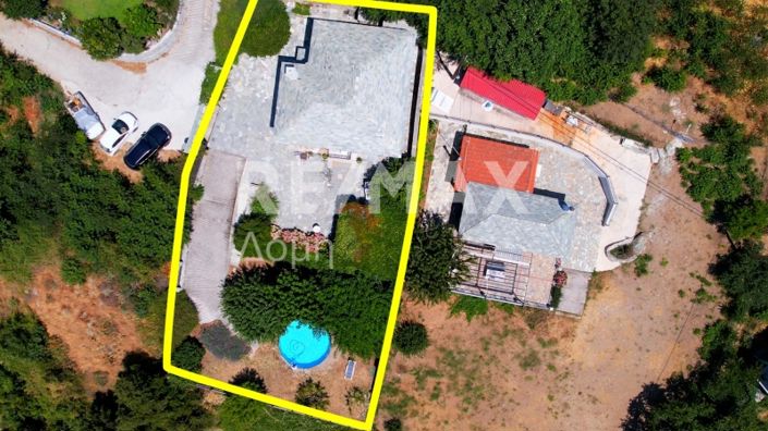 Image No.49-3 Bed Property for sale