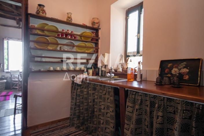 Image No.14-2 Bed Property for sale