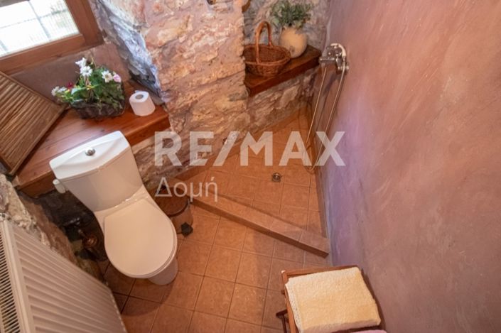 Image No.16-2 Bed Property for sale