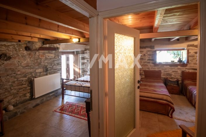 Image No.23-2 Bed Property for sale