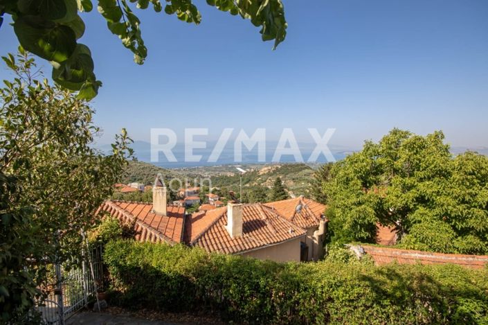 Image No.39-2 Bed Property for sale