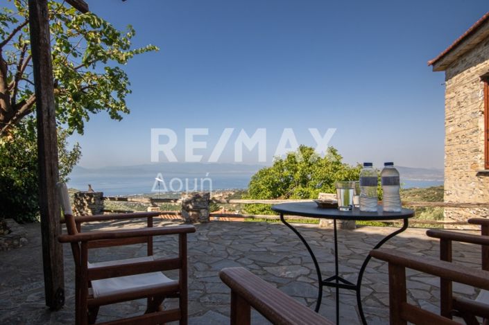 Image No.40-2 Bed Property for sale