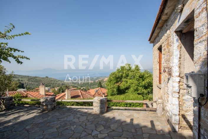 Image No.42-2 Bed Property for sale