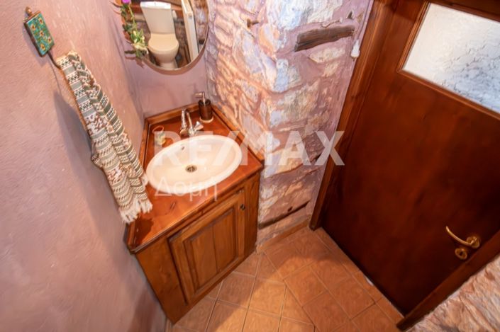 Image No.48-2 Bed Property for sale