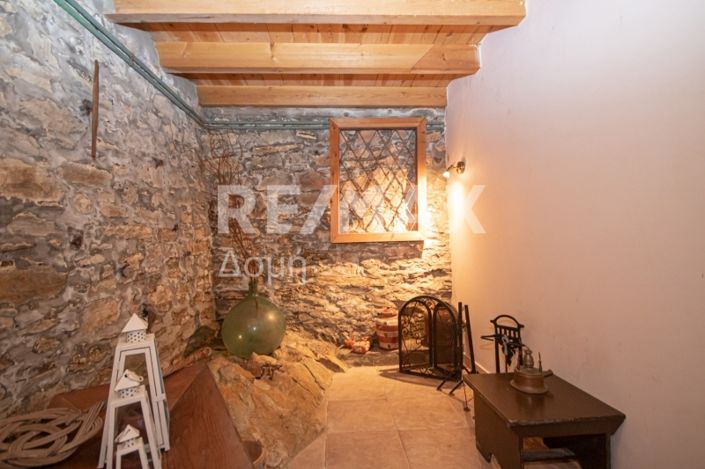 Image No.52-2 Bed Property for sale