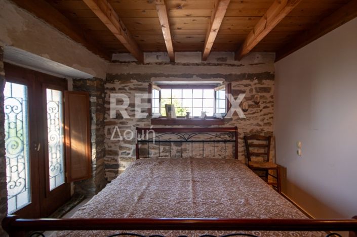 Image No.54-2 Bed Property for sale