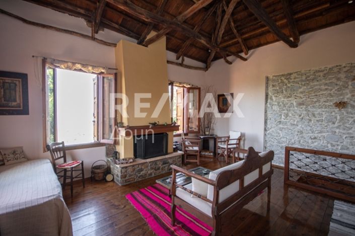 Image No.8-2 Bed Property for sale