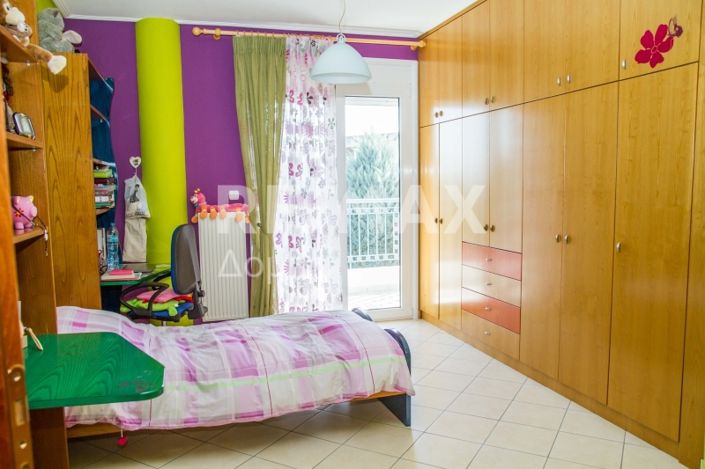 Image No.14-4 Bed Property for sale