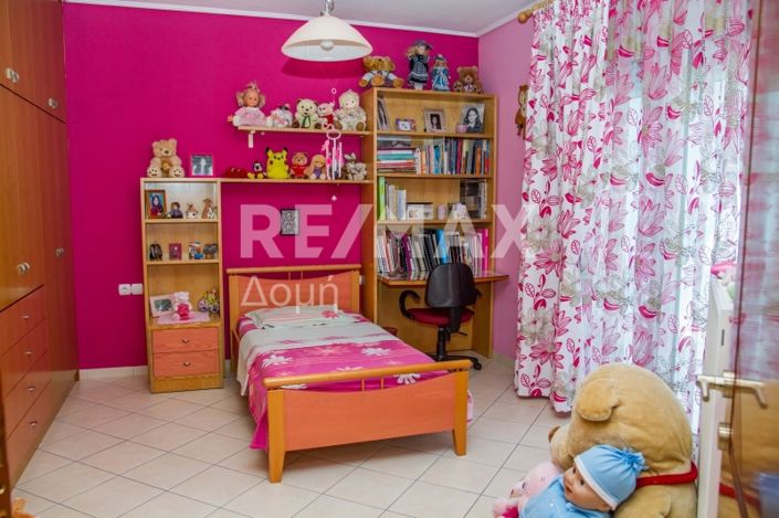 Image No.16-4 Bed Property for sale