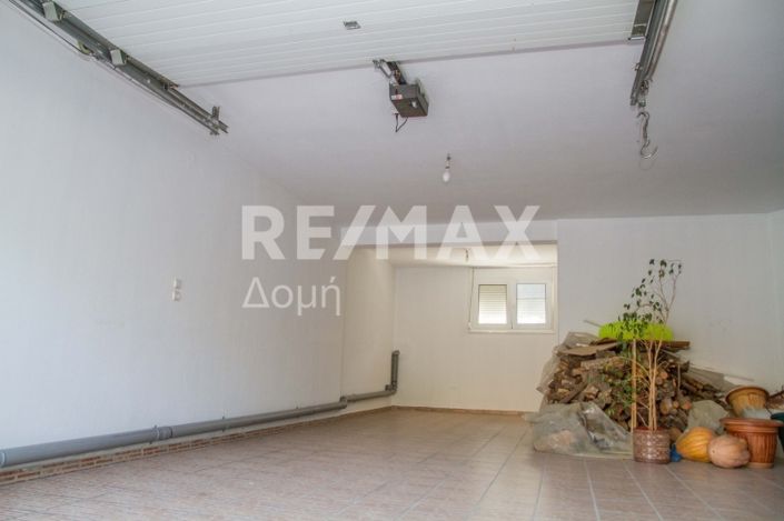 Image No.43-4 Bed Property for sale