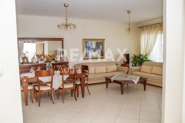 Image No.47-4 Bed Property for sale