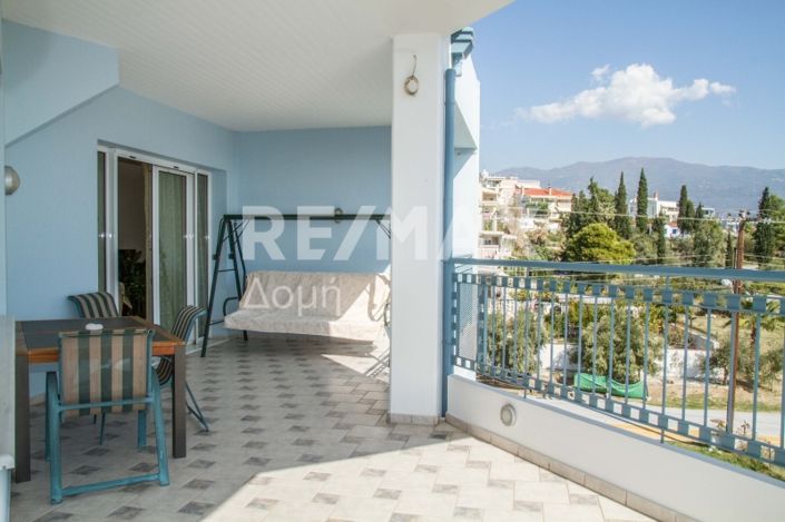 Image No.52-4 Bed Property for sale