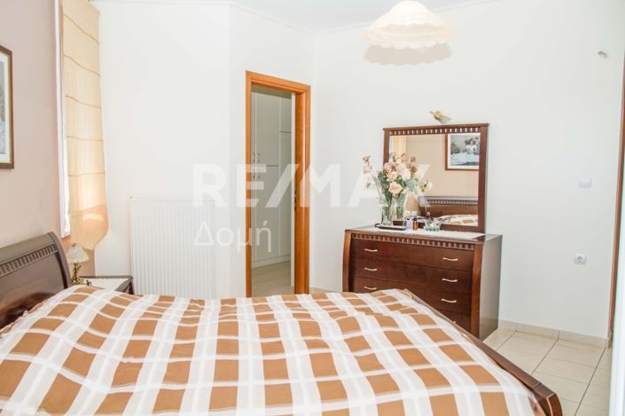 Image No.13-4 Bed Property for sale