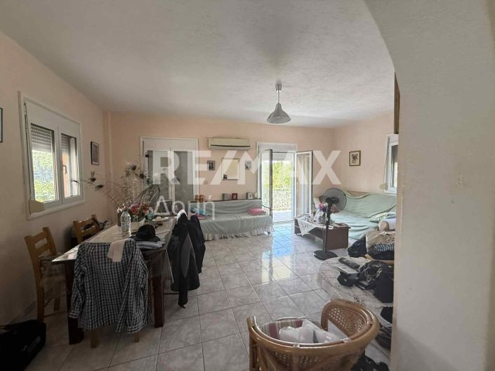 Image No.22-3 Bed Maisonette for sale