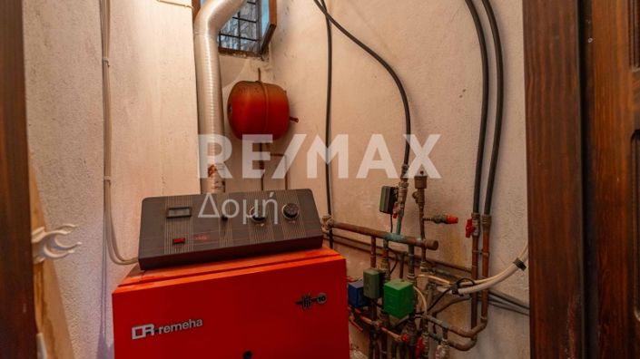 Image No.41-2 Bed House for sale